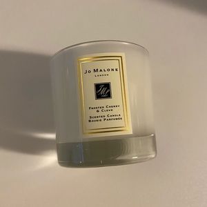 Jo Malone mini candle frosted cherry & clove